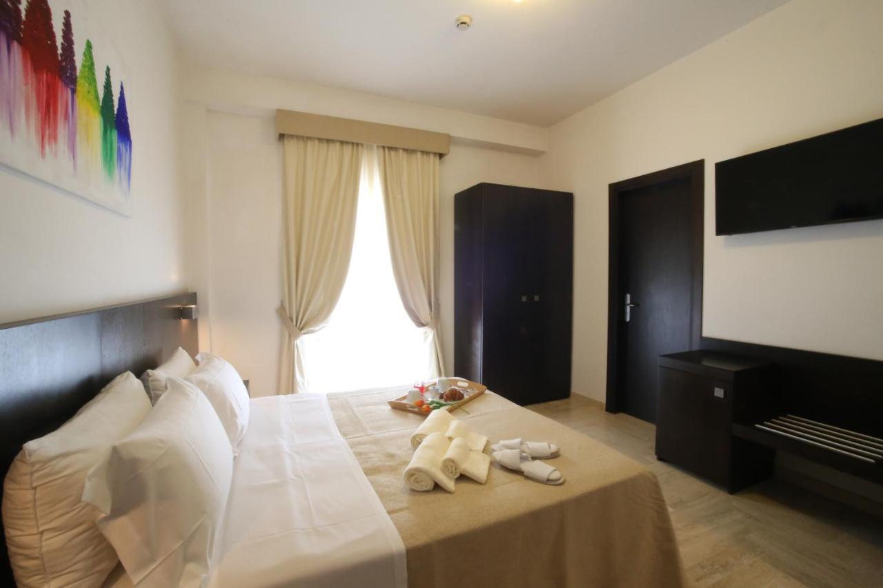 Albergo Cantiani アンコーナ エクステリア 写真