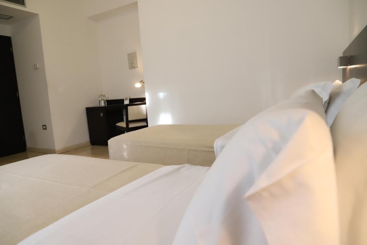 Albergo Cantiani アンコーナ エクステリア 写真